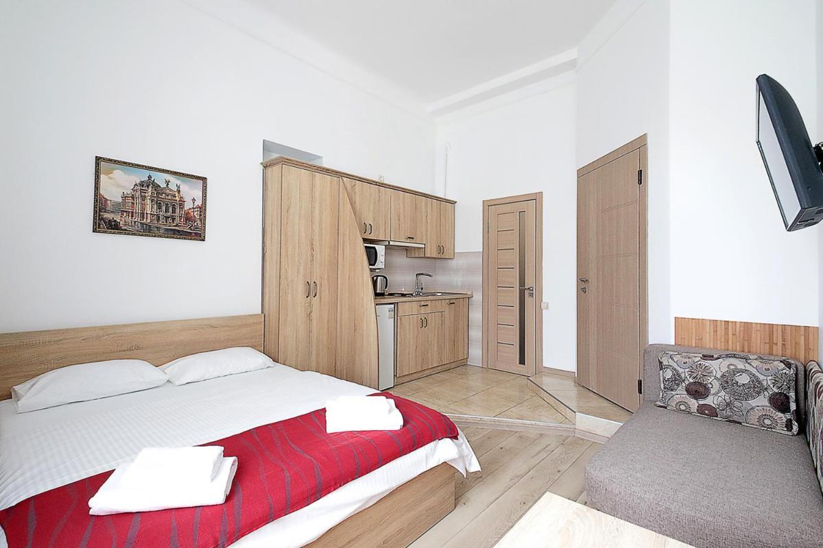 Buk Apartments On Doroshenka 29 Lviv Exterior photo