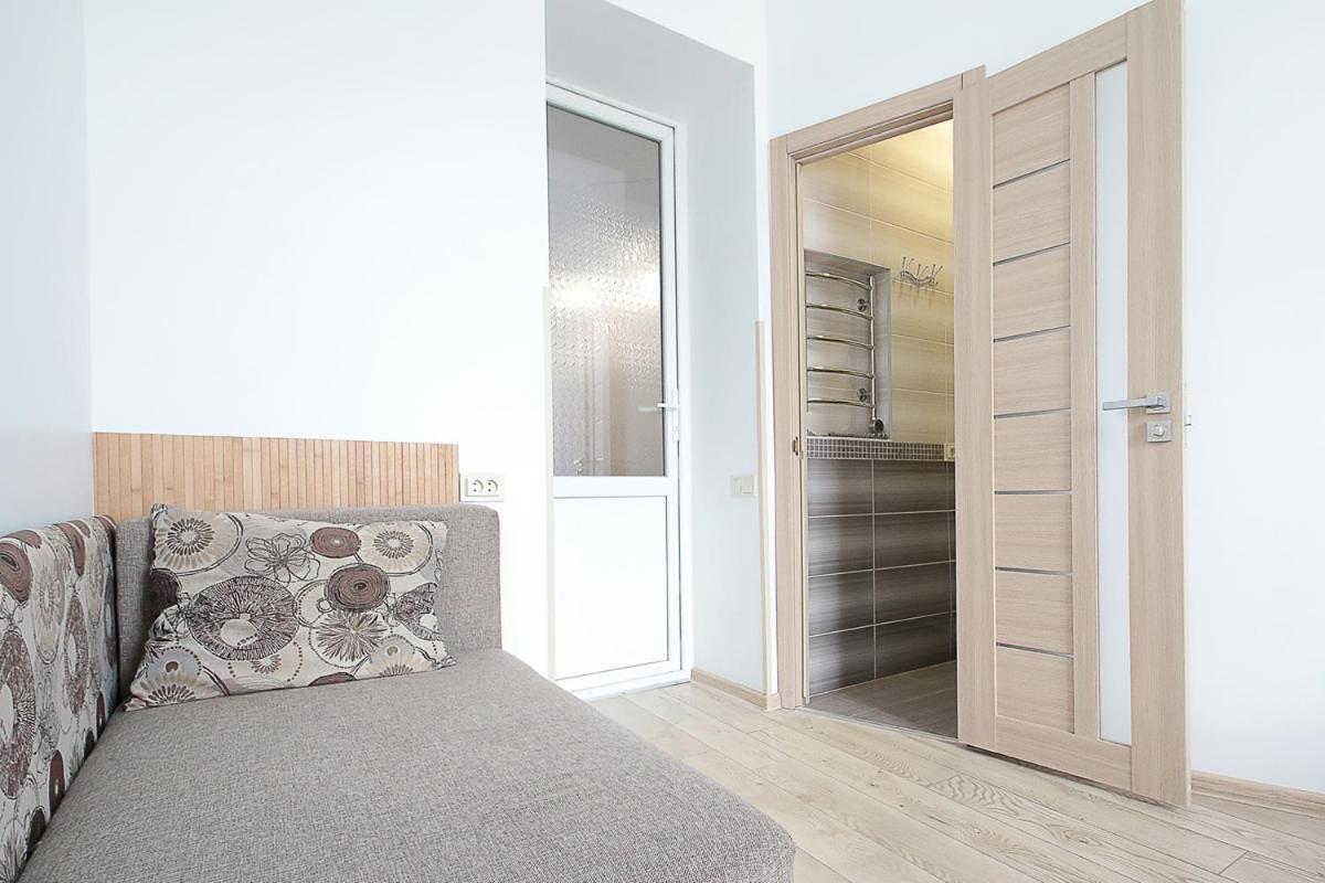 Buk Apartments On Doroshenka 29 Lviv Exterior photo