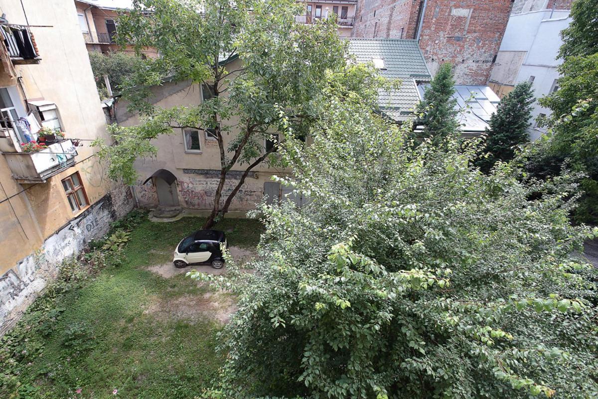 Buk Apartments On Doroshenka 29 Lviv Exterior photo